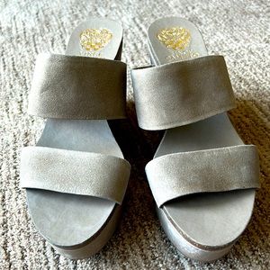 Vince Camuto Platform Sandals Size 7.5